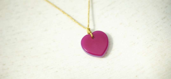 Mystical purpule rose heart 裏面はキュートな赤系ピンク色。リバーシブルでお使いいただけます。 ラフォルム ガラスジュエリー ガラスアクセサリー