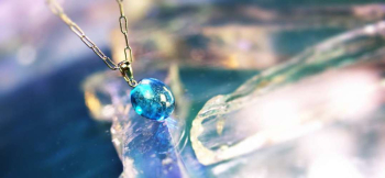 Blue sea fullmoon ターコイズブルーが爽やかです。 ラフォルム ガラスジュエリー ガラスアクセサリー
