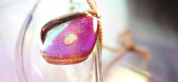 Precious dream of Opal 内部に大切なものを封入加工できます。 ラフォルム ガラスジュエリー ガラスアクセサリー