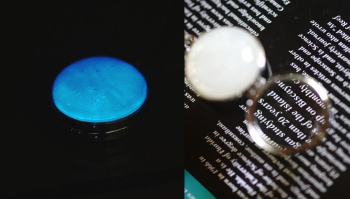 Round glass loupe 蓄光加工をしておりますので、暗闇でもお楽しみいただけます。 ラフォルム ガラスジュエリー ガラスアクセサリー