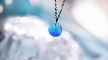 Sea of blue HawaiiⅡ ブルー系の色合いのグラデーション。 ラフォルム ガラスジュエリー ガラスアクセサリー