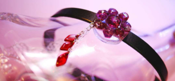 Charming crystal 色合いも素敵な水晶と、水晶からこぼれ出す水のイメージ。 ラフォルム ガラスジュエリー ガラスアクセサリー