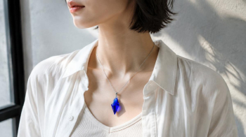 Standard Dreamblue / コバルトブルー ルースサイズは約35×15×15mmほど。手作りの為若干形が変わることがあります。 ラフォルム ガラスジュエリー ガラスアクセサリー