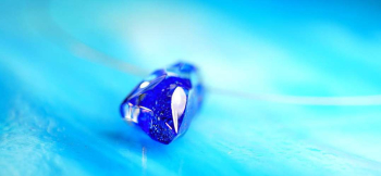 BLUE ROCK ICE 立体的なフォルム。 ラフォルム ガラスジュエリー ガラスアクセサリー