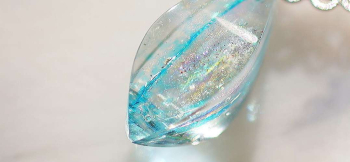 Cinderella's tear drops 爽やかな色合いと「ダイクロガラス」が内部に煌きます。 ラフォルム ガラスジュエリー ガラスアクセサリー
