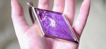 Dream Natural Amethyst その存在感をお手に取ってぜひお楽しみください。 ラフォルム ガラスジュエリー ガラスアクセサリー