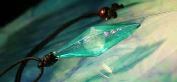 Dreamblue ~ Aquamarine Star ~ スタイリッシュな八面体。 ラフォルム ガラスジュエリー ガラスアクセサリー