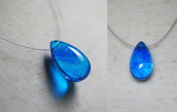 氷姫のBlue tear ガラスならではの透明感と奥行きを込めた、世界にひとつだけの作品に仕上がりました。 ラフォルム ガラスジュエリー ガラスアクセサリー