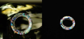 Dichroic princess crown 様々な表情をお楽しみいただける逸品です。 ラフォルム ガラスジュエリー ガラスアクセサリー
