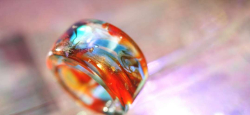 ラフォルム ガラスジュエリー ガラスアクセサリー Everlasting Ring ～ 絆 ～ <a href="/products/detail.php?product_id=712">『Everlasting Ring』</a>をベースに、色合…