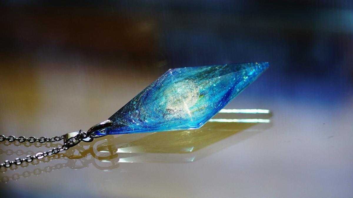 Dreamblue ～ Genesis of the universe ～ ラフォルム ガラスジュエリー ガラスアクセサリー