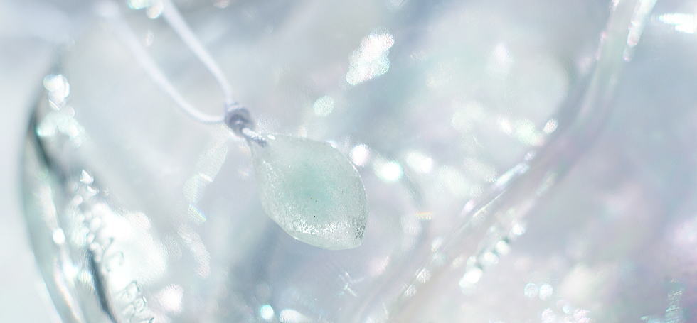 雪融けのかけら ラフォルム ガラスジュエリー ガラスアクセサリー
