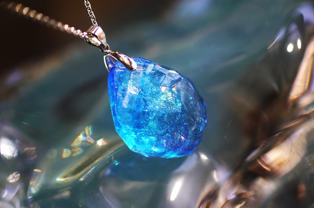 水の誕生 ～ 煌きの世界 ～