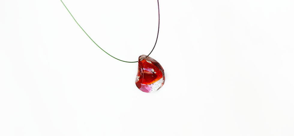Luminous red rock ラフォルム ガラスジュエリー ガラスアクセサリー