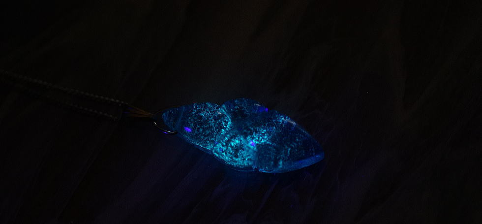 Healing blue flame ～ 癒しの青い炎 ～ ラフォルム ガラスジュエリー ガラスアクセサリー