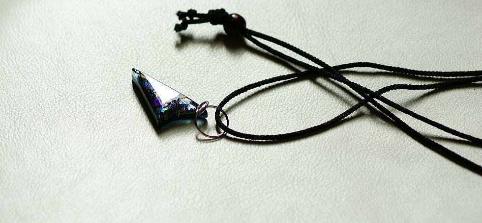 Arrowhead of mysterious ラフォルム ガラスジュエリー ガラスアクセサリー