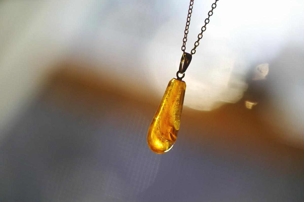 琥珀色の泪 ～ 煌きの流麗 ～