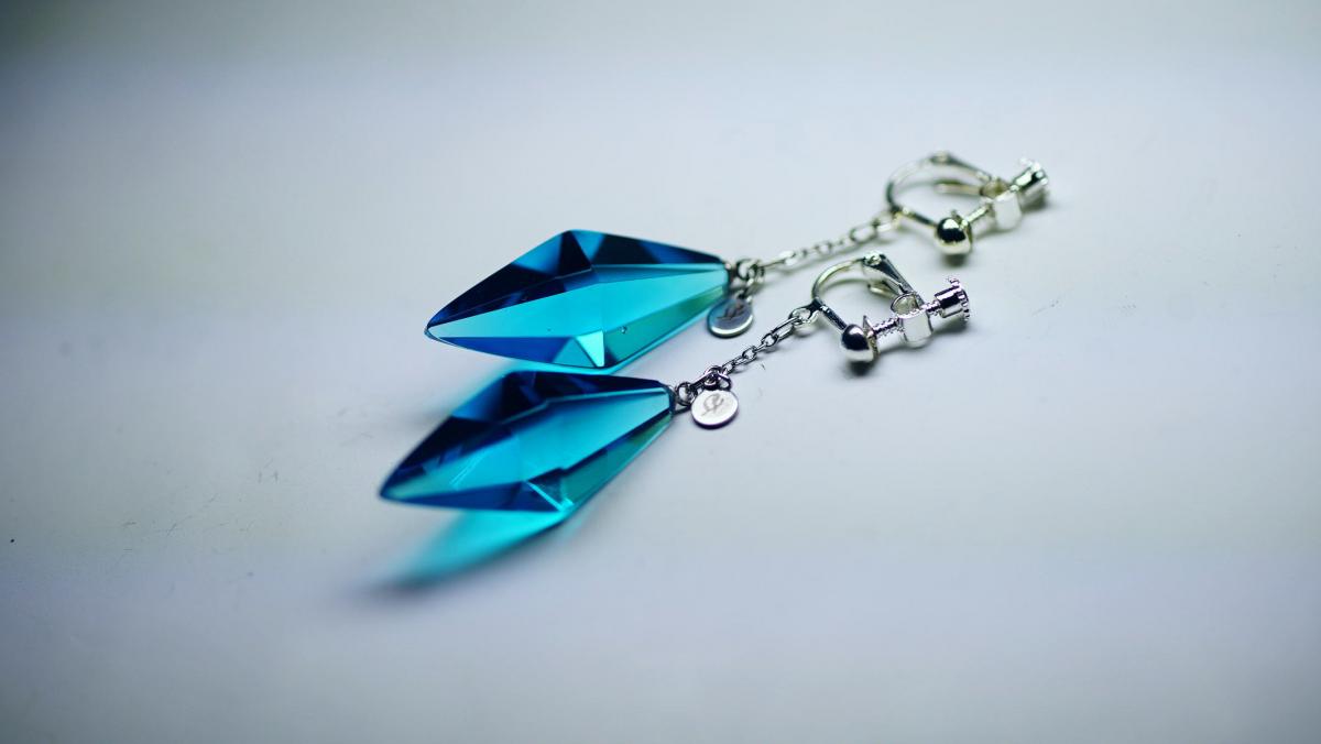Angel tears.(Standard Dreamblue) ラフォルム ガラスジュエリー ガラスアクセサリー
