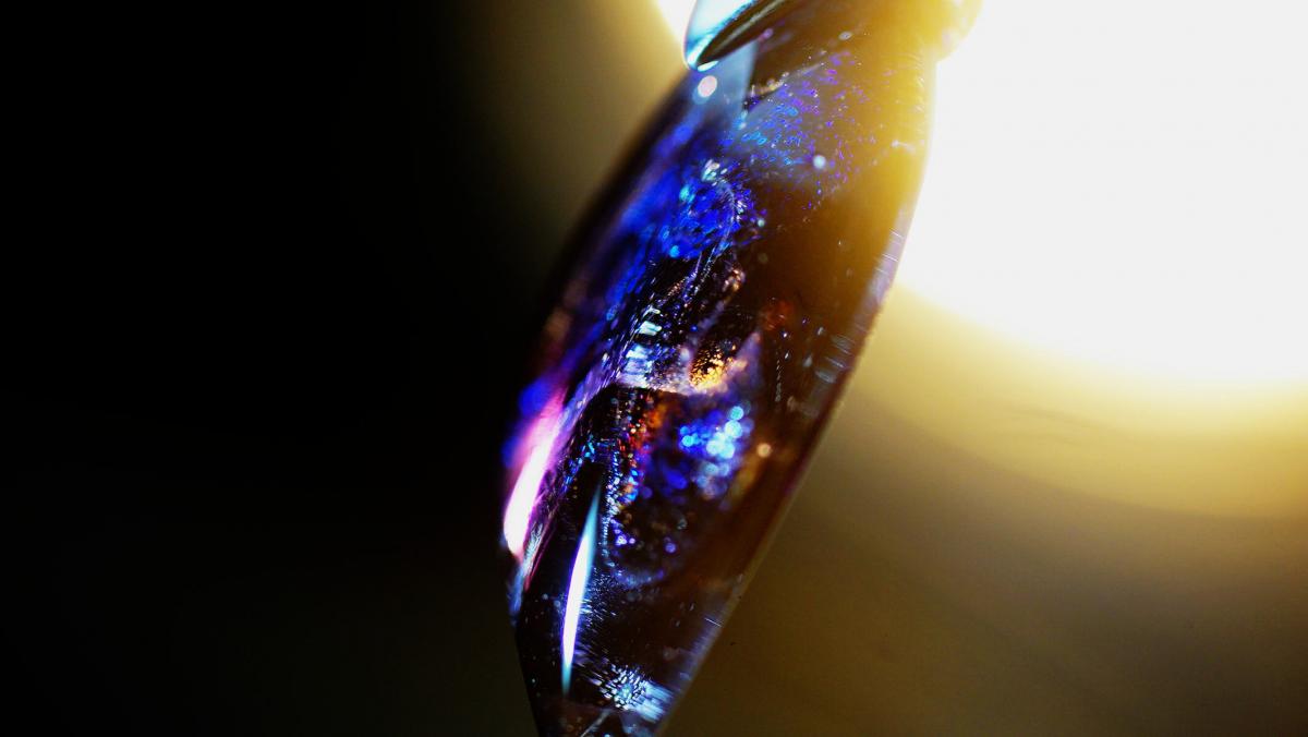フラワーエンジェル ～ Collaborate glass leaf / Purple ～ ラフォルム ガラスジュエリー ガラスアクセサリー