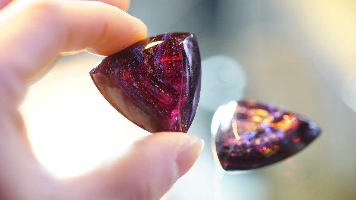 Reuleaux triangle ラフォルム ガラスジュエリー ガラスアクセサリー