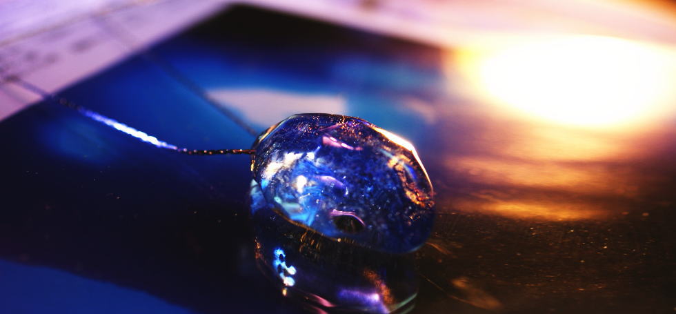 Ice Firefly ラフォルム ガラスジュエリー ガラスアクセサリー