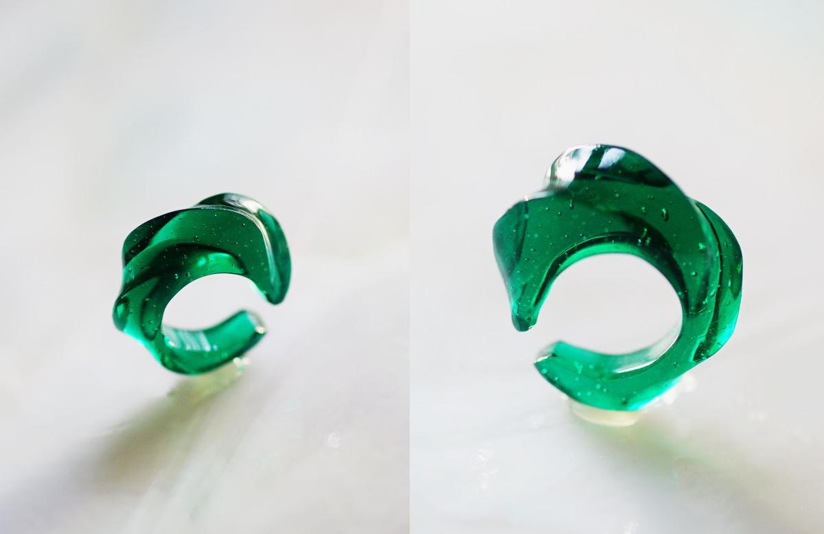 Ripple Cuff Earring(片耳用イヤーカフ) ラフォルム ガラスジュエリー ガラスアクセサリー