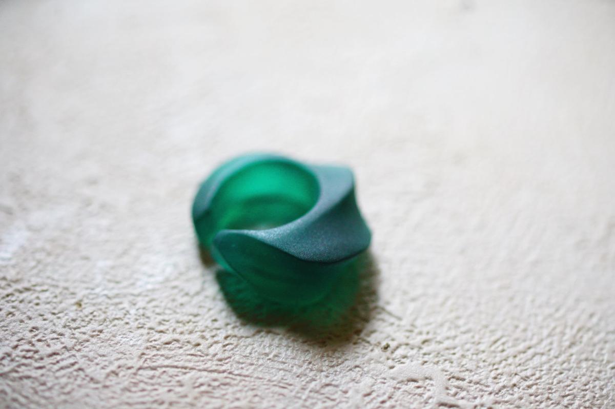 Ripple Cuff Earring(片耳用イヤーカフ) ラフォルム ガラスジュエリー ガラスアクセサリー