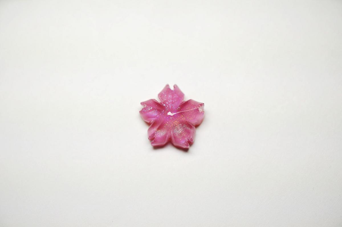 瑠璃の一輪桜・春風012(ラメ)★ペンダント、ピアス・イヤリング、リングなどに仕立ててお届けします♪