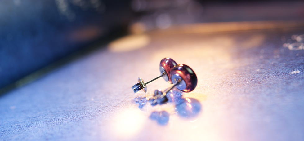 Elegance purple / 丸ピアス ラフォルム ガラスジュエリー ガラスアクセサリー