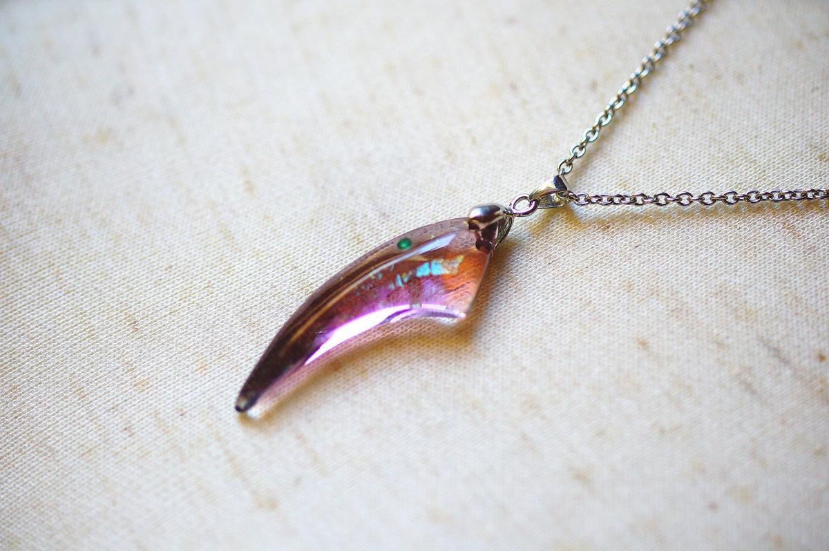 エメラルドの剣 ラフォルム ガラスジュエリー ガラスアクセサリー