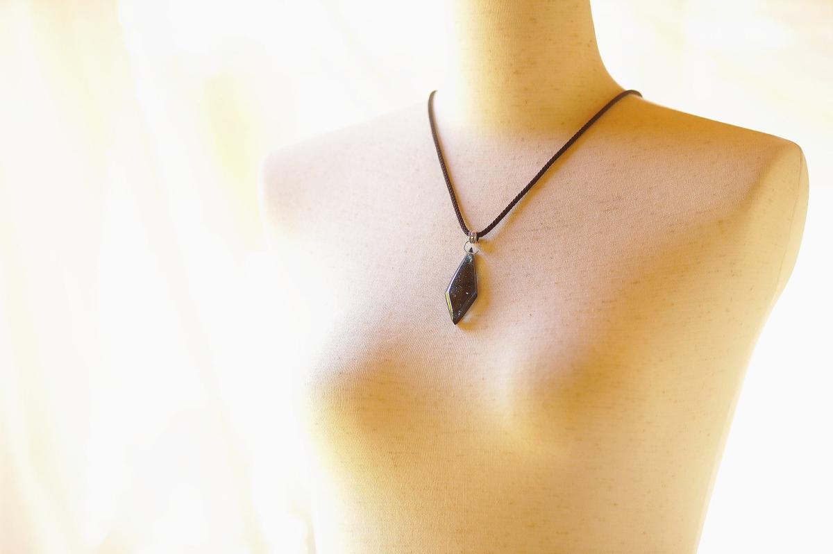 螺鈿雲 ～ 静かなる煌き ～ ラフォルム ガラスジュエリー ガラスアクセサリー