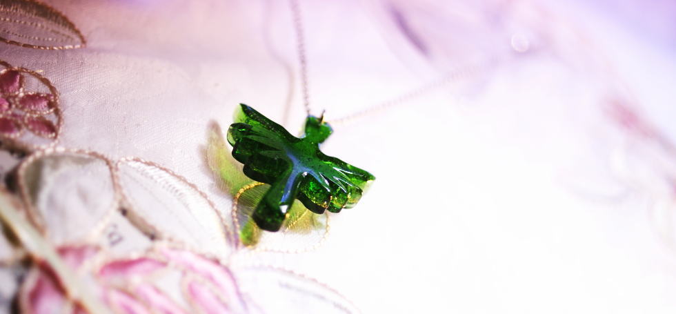 新緑の爽風 / Holy wing cross ラフォルム ガラスジュエリー ガラスアクセサリー