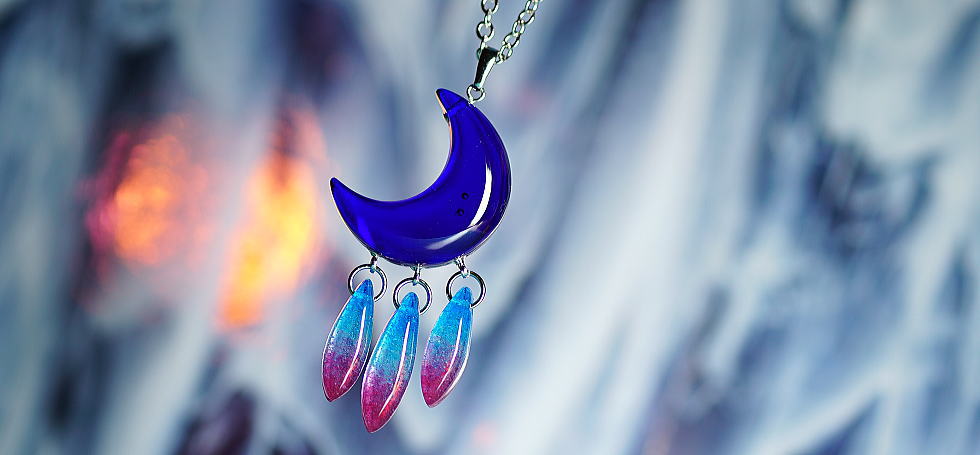 Falling blue moon