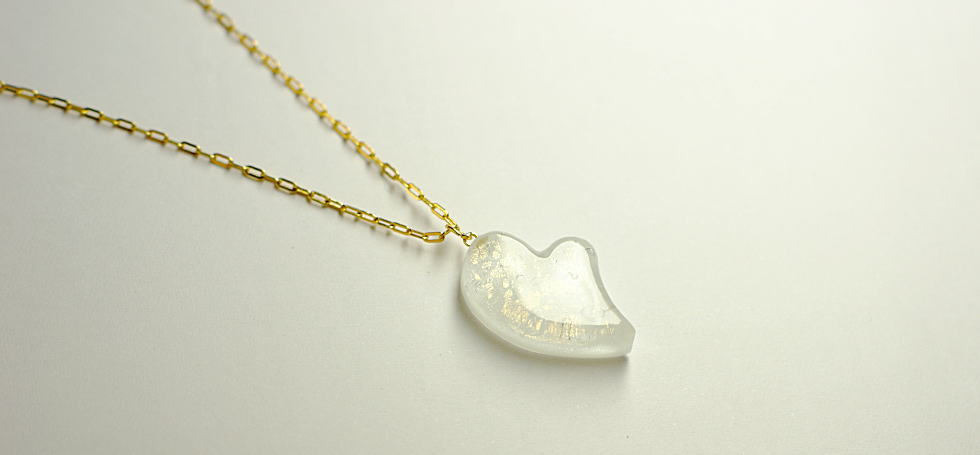 Pure White heart ラフォルム ガラスジュエリー ガラスアクセサリー