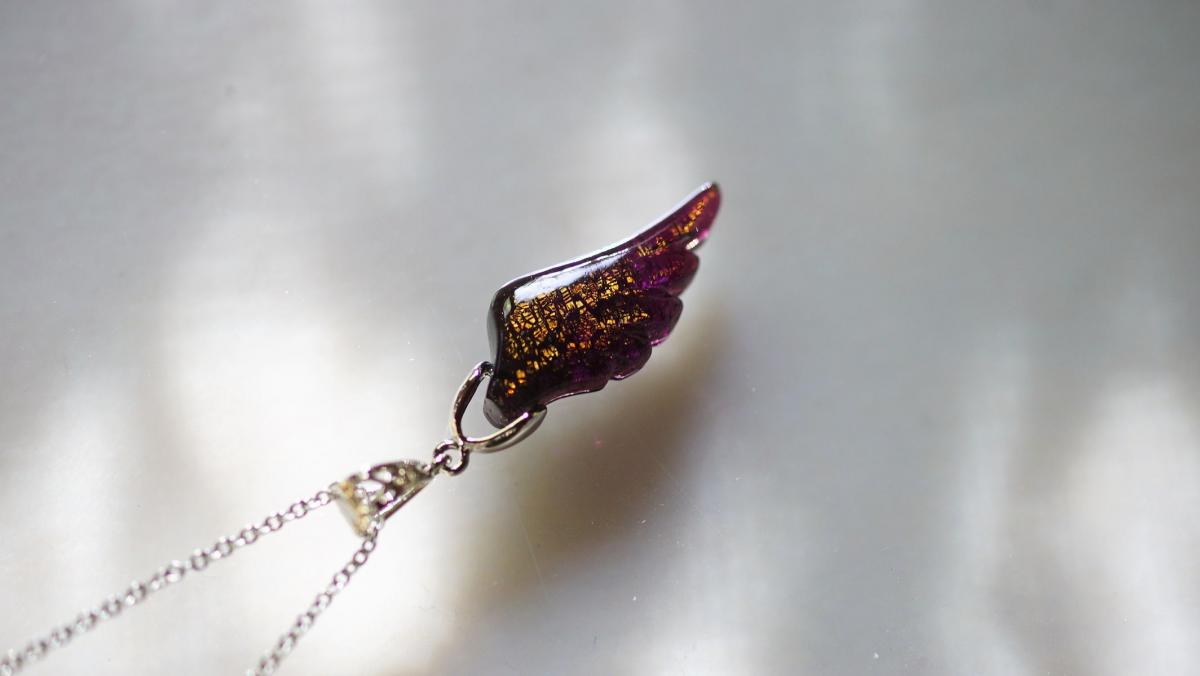Enchanted purple wing ラフォルム ガラスジュエリー ガラスアクセサリー
