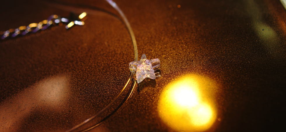Dichroic petit star ラフォルム ガラスジュエリー ガラスアクセサリー