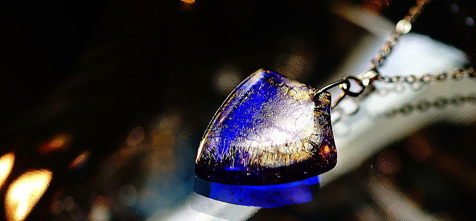 Knight emblem ラフォルム ガラスジュエリー ガラスアクセサリー