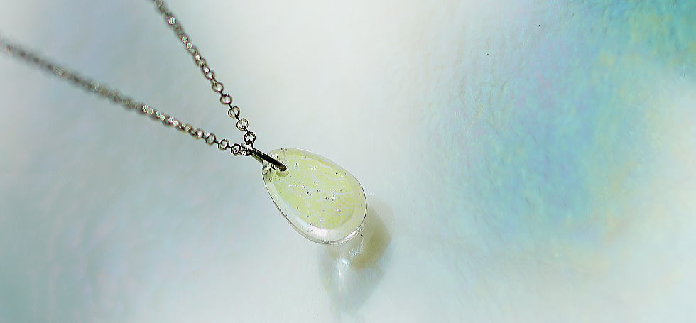 Transparent duality of drop ラフォルム ガラスジュエリー ガラスアクセサリー
