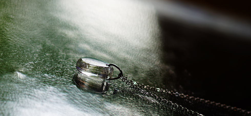 Transparent duality of drop ラフォルム ガラスジュエリー ガラスアクセサリー