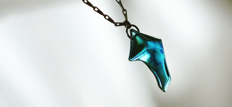 Blue rose fang ラフォルム ガラスジュエリー ガラスアクセサリー