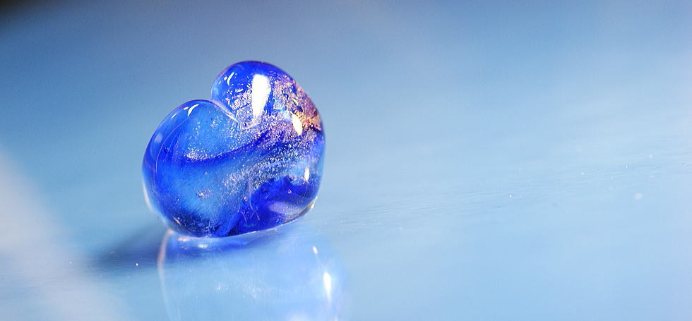 Space blue wave ～ ハートの宇宙 ～ ラフォルム ガラスジュエリー ガラスアクセサリー