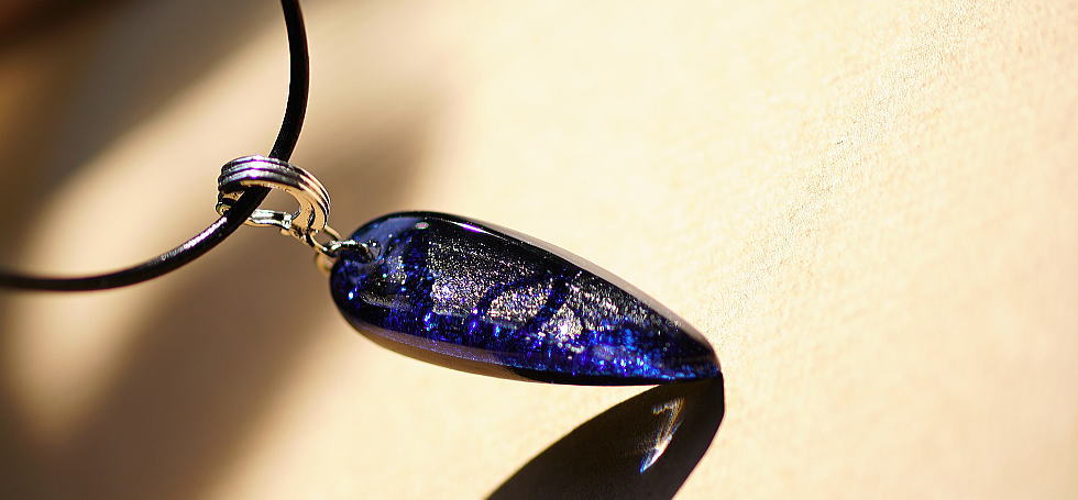 Blue flake pairshape