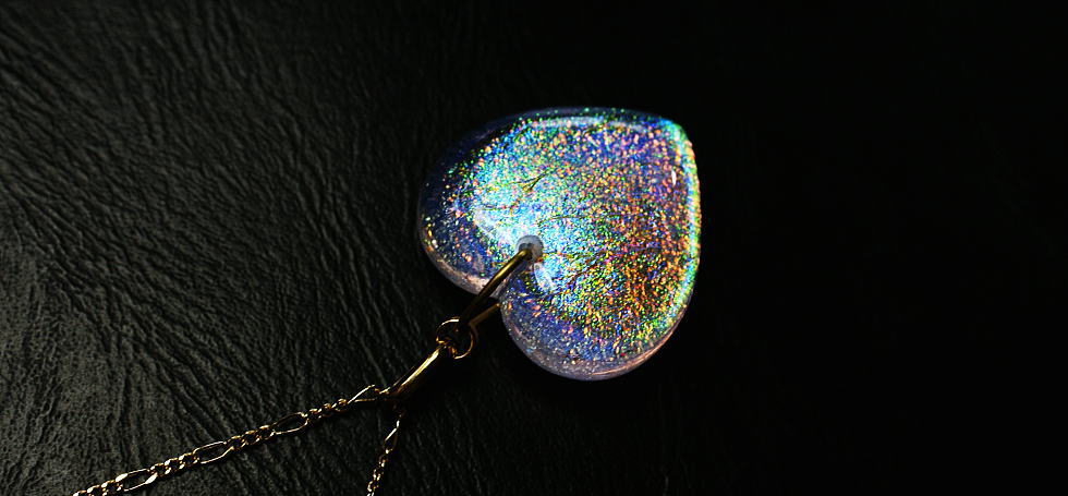Finest dichroic heart ラフォルム ガラスジュエリー ガラスアクセサリー