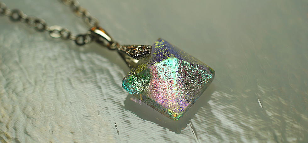 Pyramid Jewel