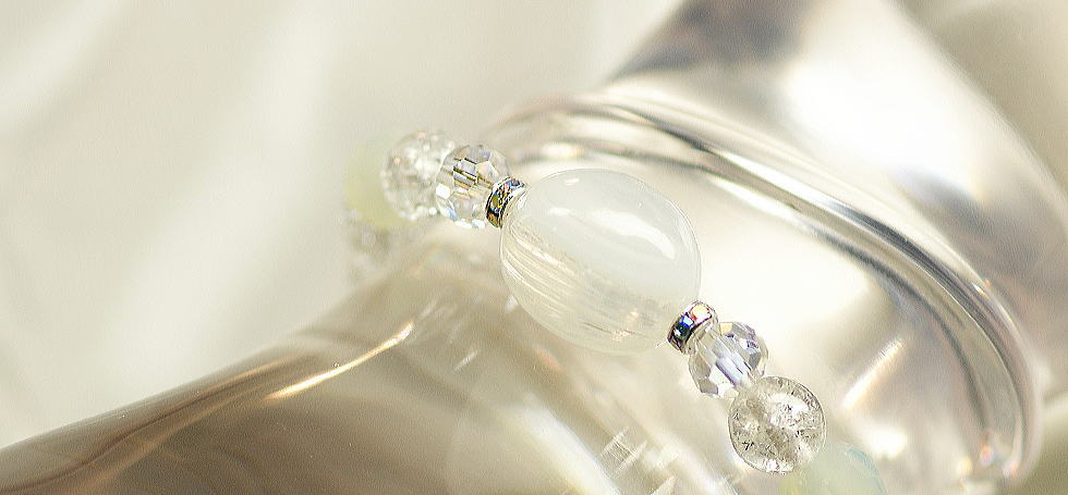 Pure white snow ラフォルム ガラスジュエリー ガラスアクセサリー