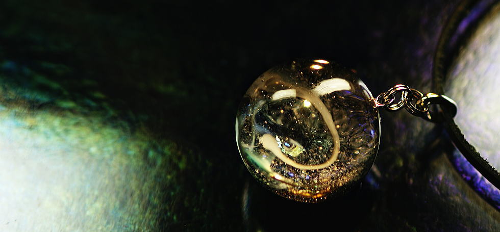 Spiral mysterious galaxy ラフォルム ガラスジュエリー ガラスアクセサリー