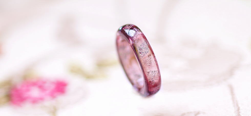 Plum ラフォルム ガラスジュエリー ガラスアクセサリー