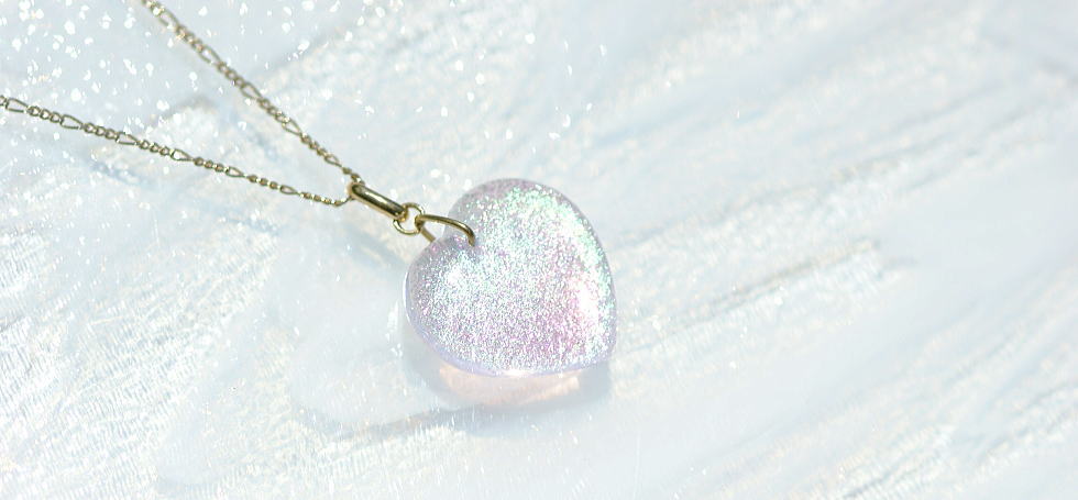 Gentle dichroic heart ラフォルム ガラスジュエリー ガラスアクセサリー