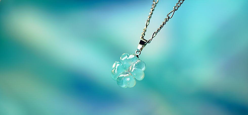 Pure blue clover