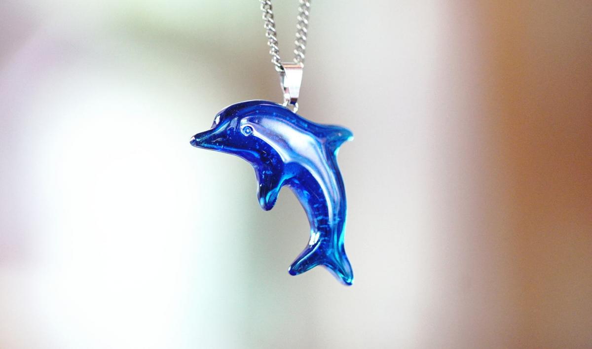 Lovely Dolphin ラフォルム ガラスジュエリー ガラスアクセサリー